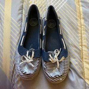 Gently used slip on’s